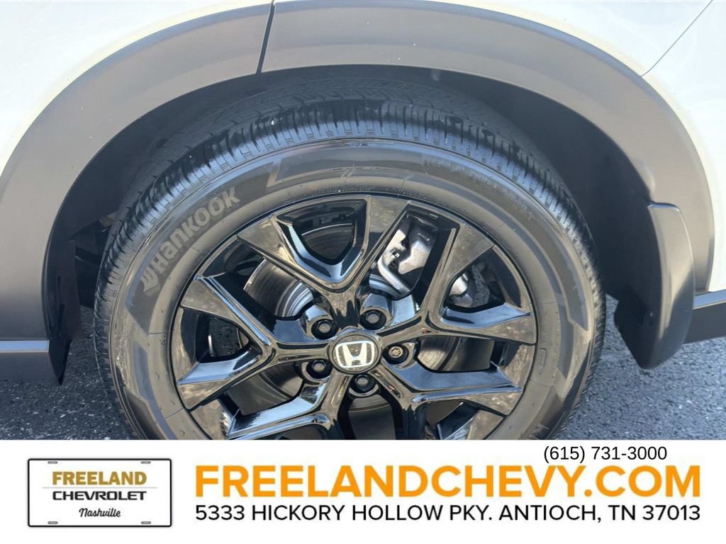 Used 2025 Honda HR-V Sport image 11