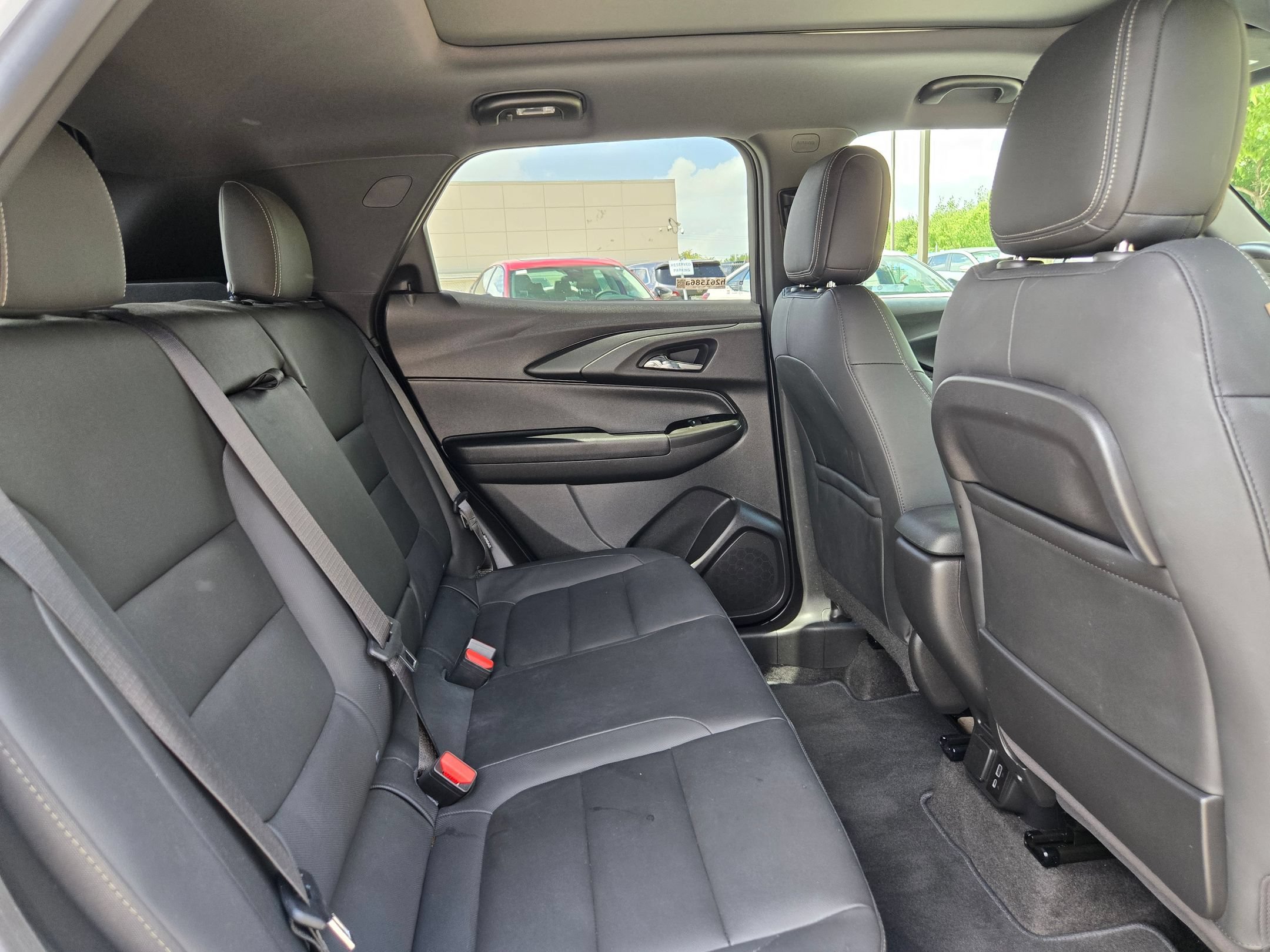 Used 2022 Chevrolet TrailBlazer ACTIV w/ Sun and Liftgate Package FWD image 22