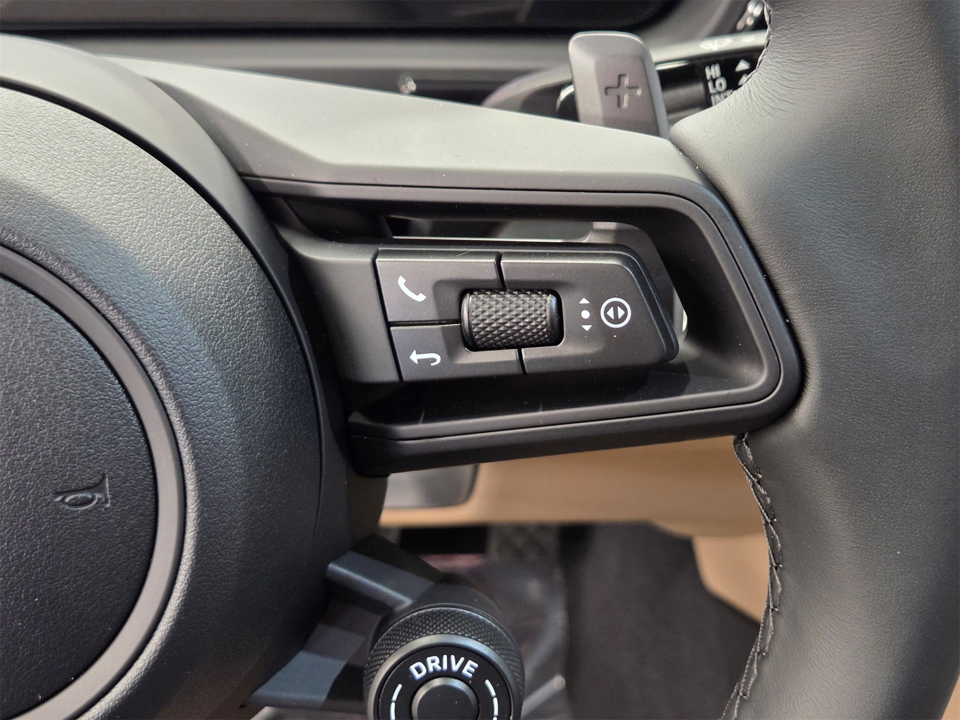 New 2026 Porsche Cayenne Coupe image 18