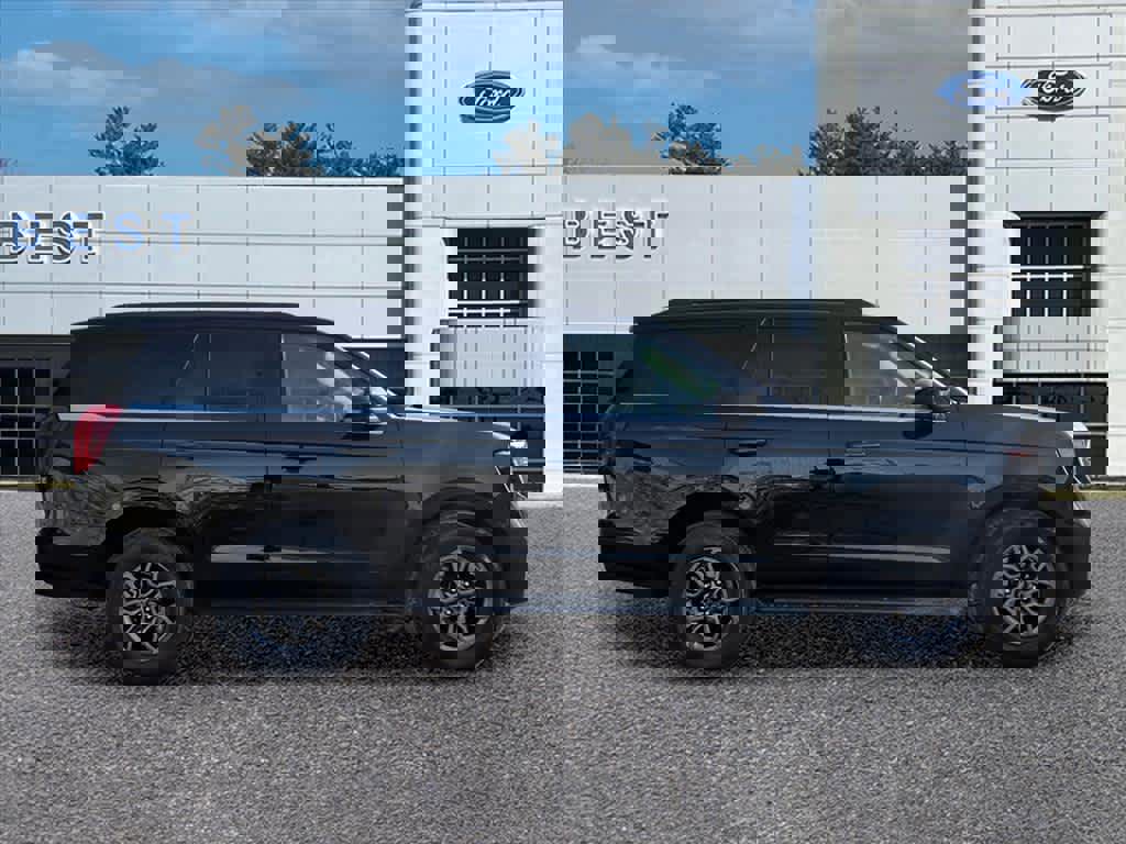 Used 2025 Ford Expedition Active image 10