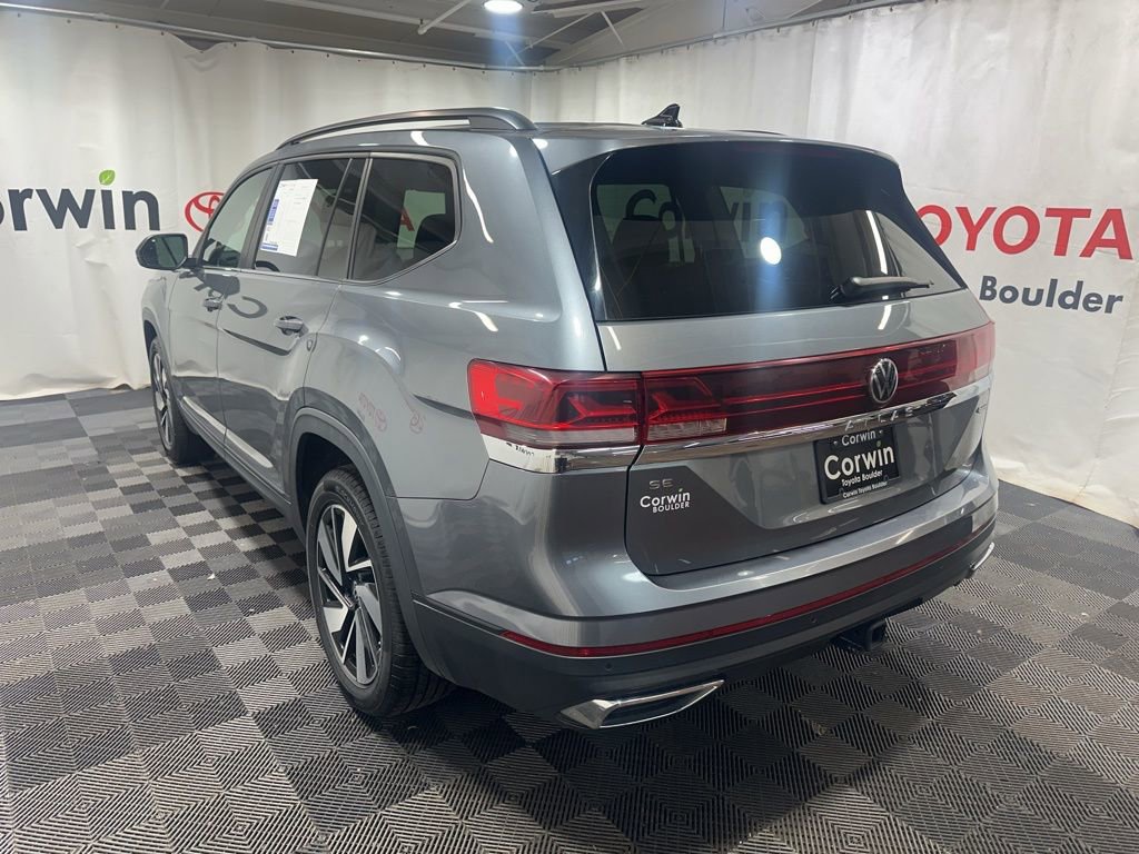 Used 2025 Volkswagen Atlas SE AWD/4WD image 5