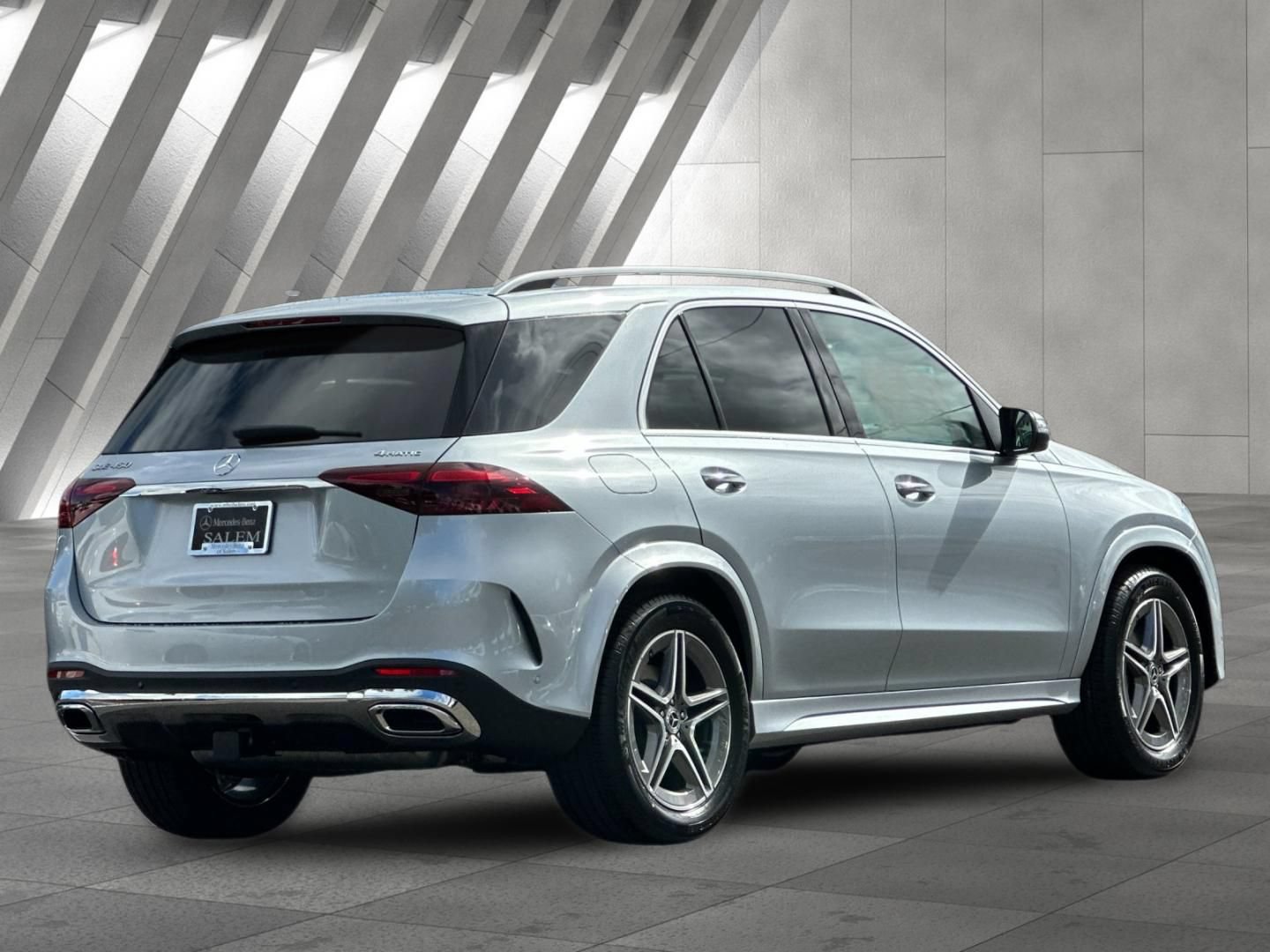 New 2026 Mercedes-Benz GLE 450 4MATIC image 4