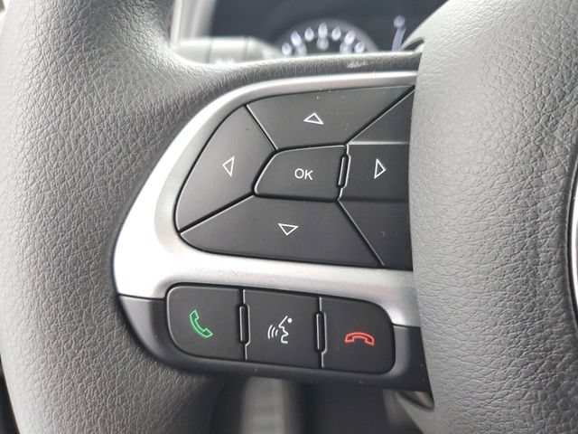 Used 2023 Jeep Renegade Latitude AWD/4WD image 22