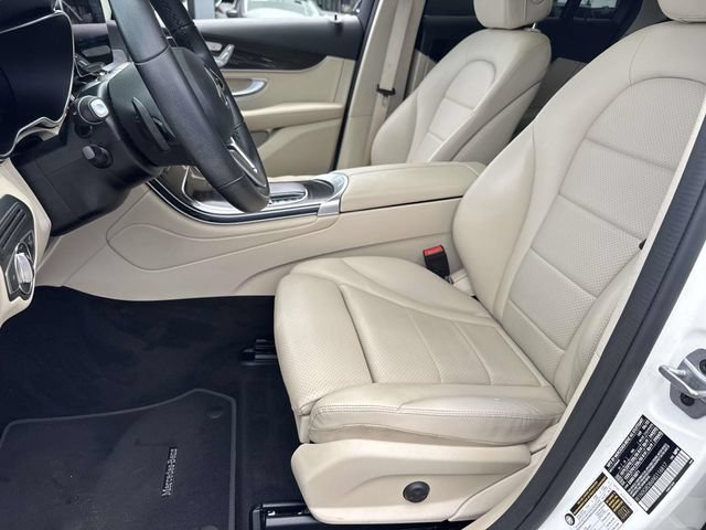Used 2022 Mercedes-Benz GLC 300 image 19