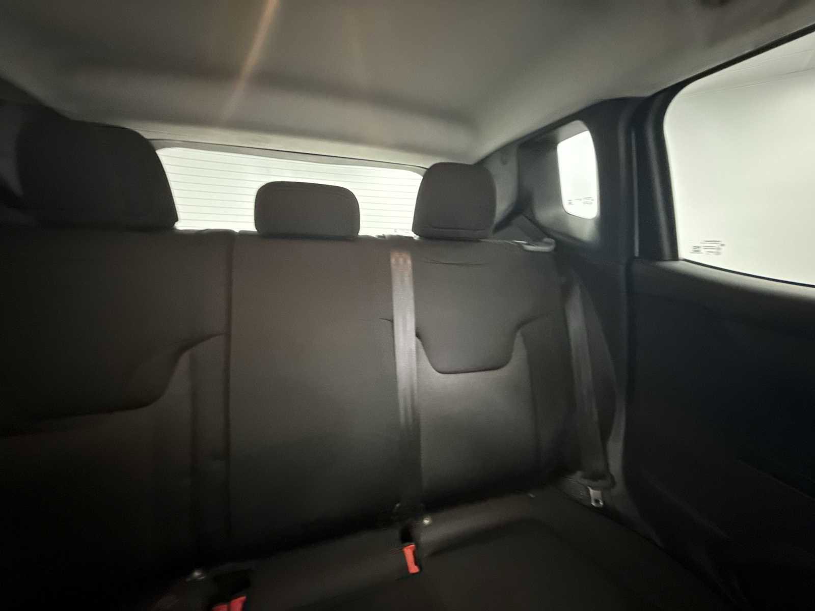 Used 2018 Jeep Renegade Sport w/ Power & Air Group image 14