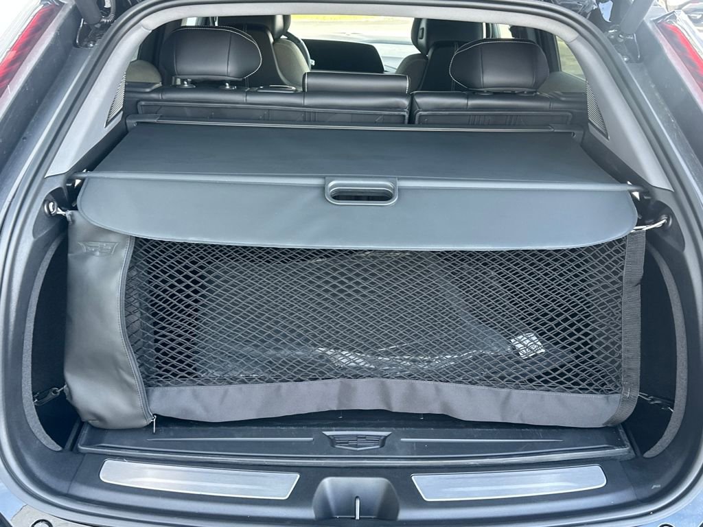 New 2026 Cadillac Optiq Luxury 1 image 7