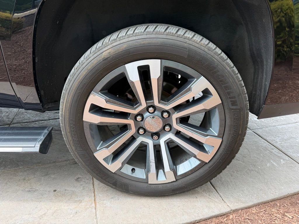 Used 2019 GMC Yukon XL Denali w/ Denali Ultimate Package AWD/4WD image 10