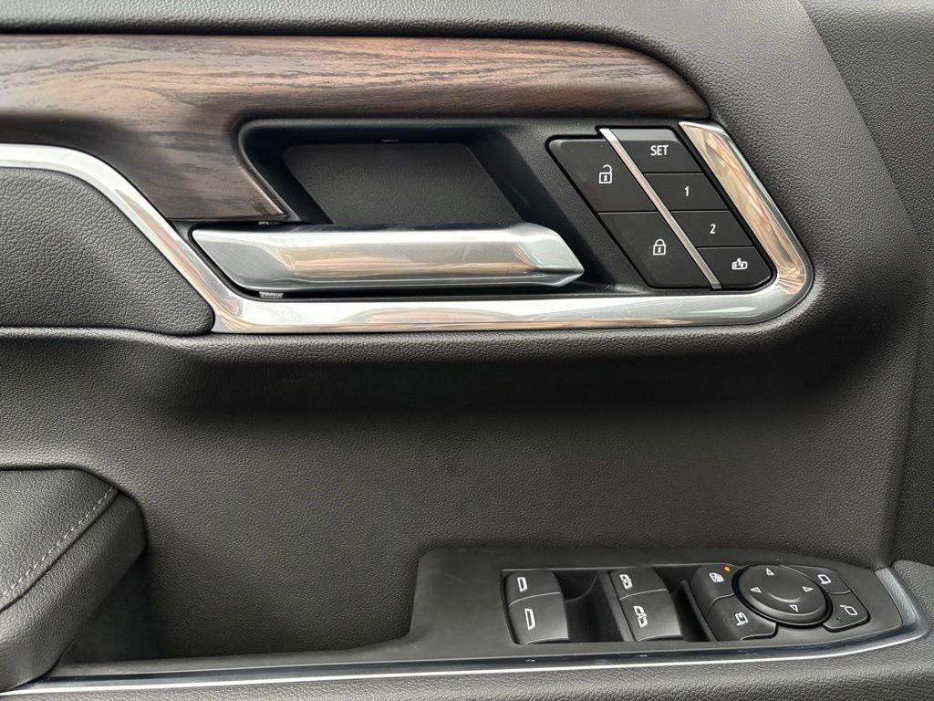 New 2026 GMC Sierra 1500 SLT w/ SLT Premium Package image 17