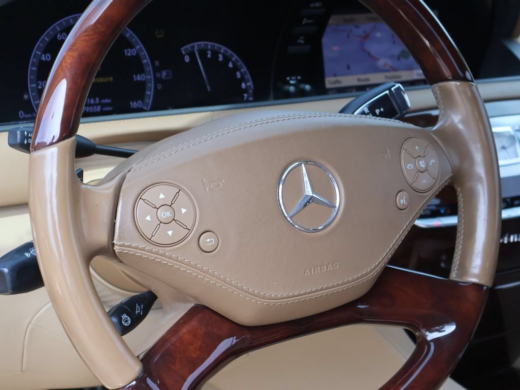 Used 2011 Mercedes-Benz CL 550 4MATIC image 18