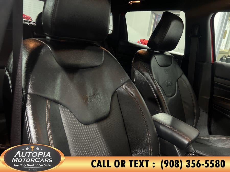 Used 2022 Jeep Compass Limited w/ (RED) Package image 14