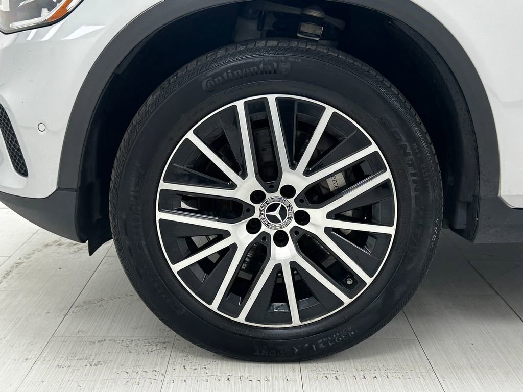 Used 2020 Mercedes-Benz GLC 350e 4MATIC image 44
