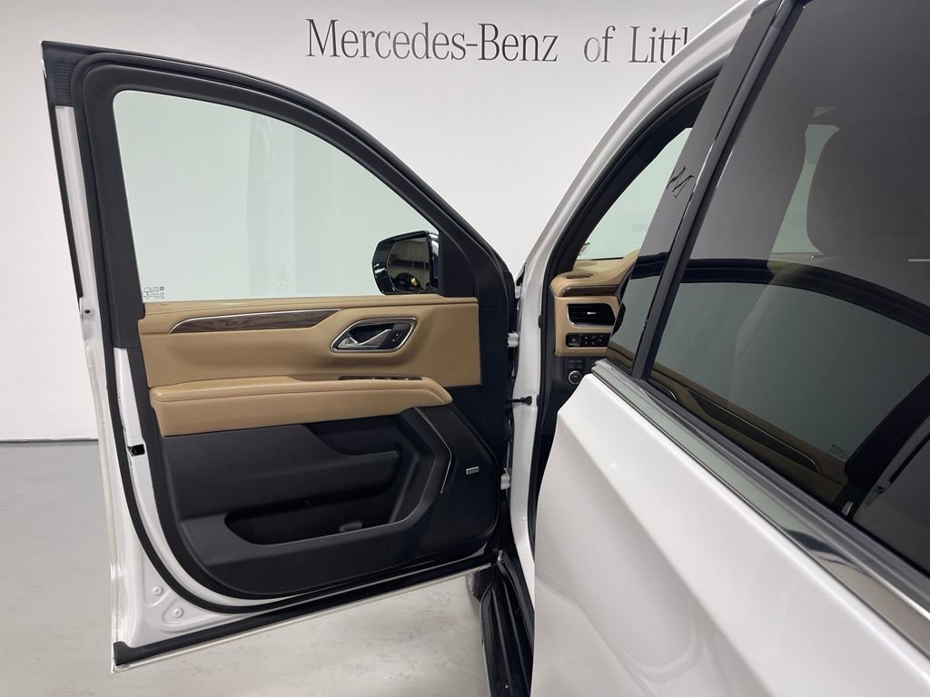 Used 2023 Chevrolet Suburban Premier w/ LPO, Illumination Package AWD/4WD image 17