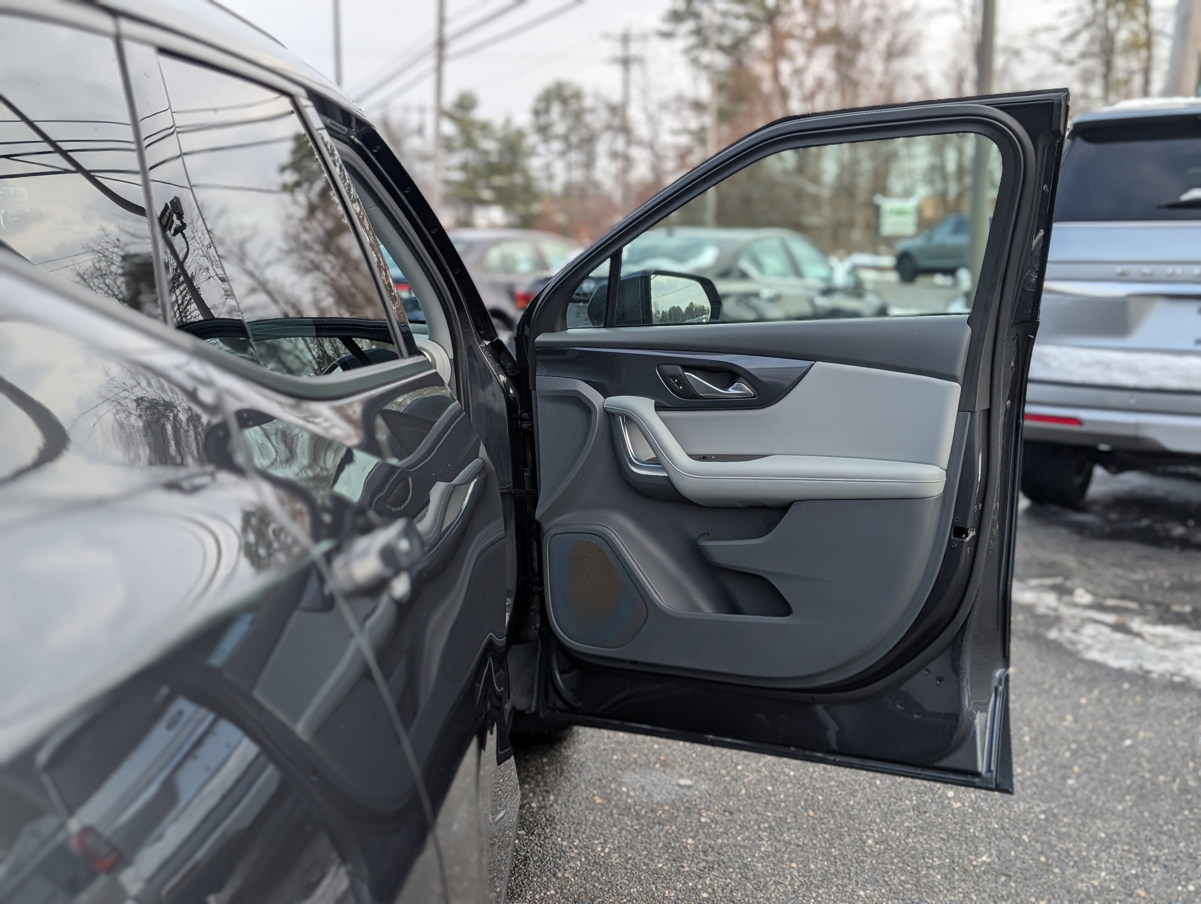 Used 2022 Chevrolet Blazer LT image 42