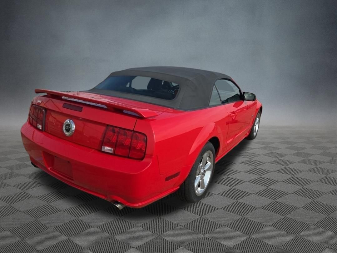 Used 2008 Ford Mustang GT RWD image 2