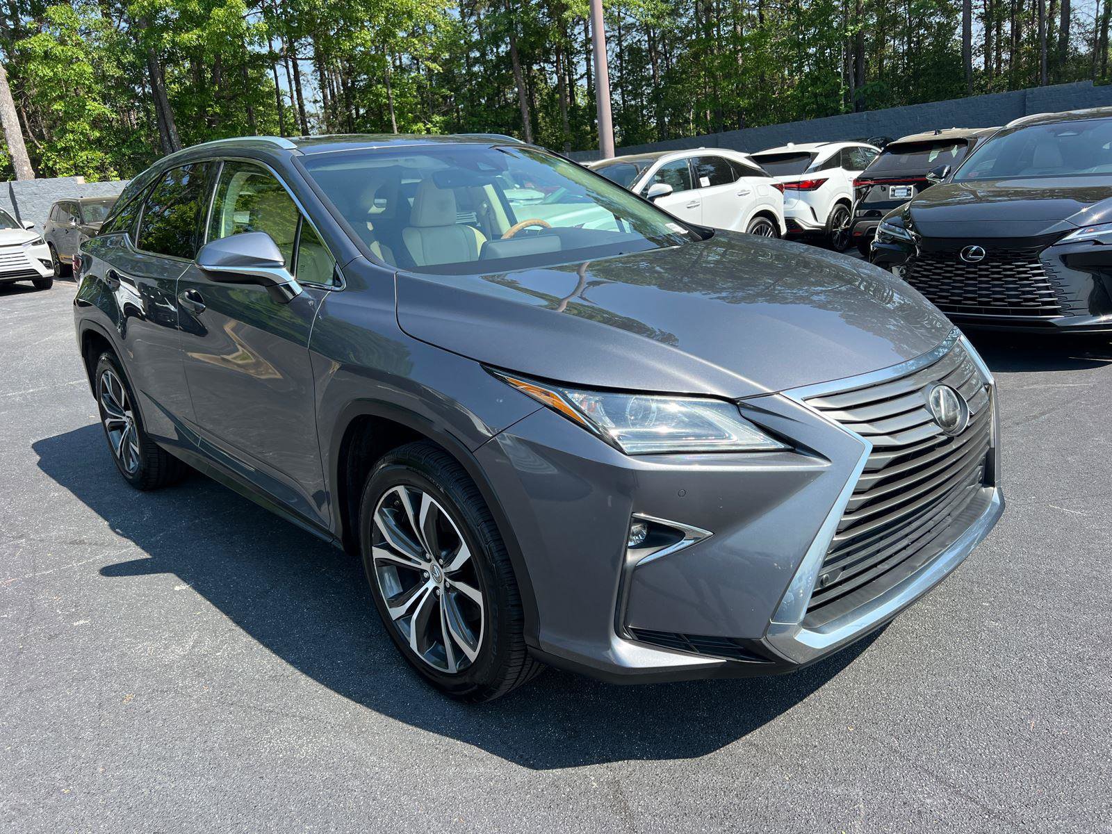 Used 2017 Lexus RX 350 FWD w/ Premium Package image 4