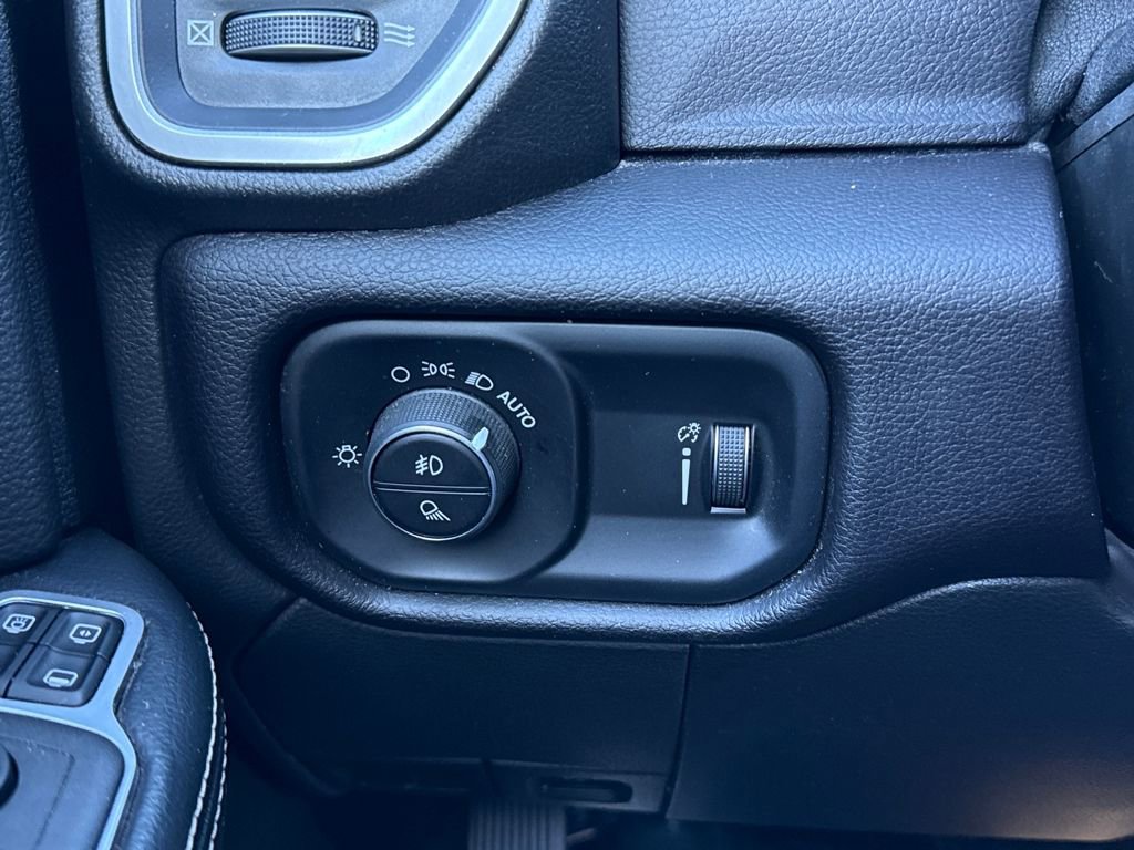 Used 2023 RAM 2500 Big Horn w/ Night Edition image 22