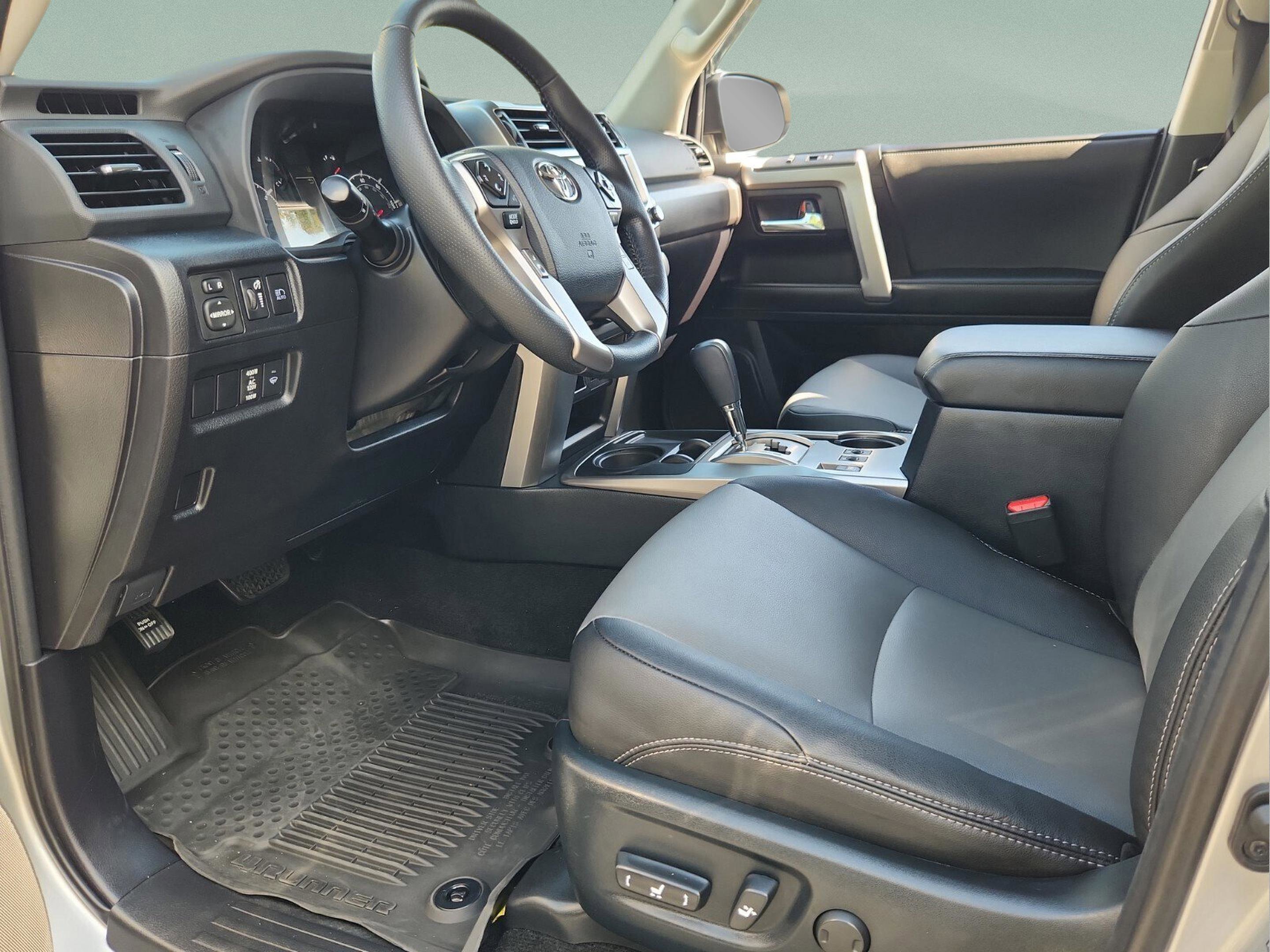 Certified 2024 Toyota 4Runner SR5 Premium image 15