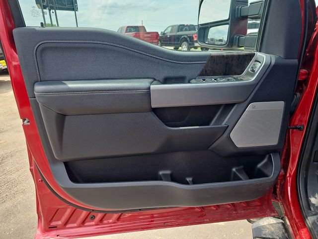 Used 2024 Ford F350 Lariat w/ Sport Appearance Package AWD/4WD image 10