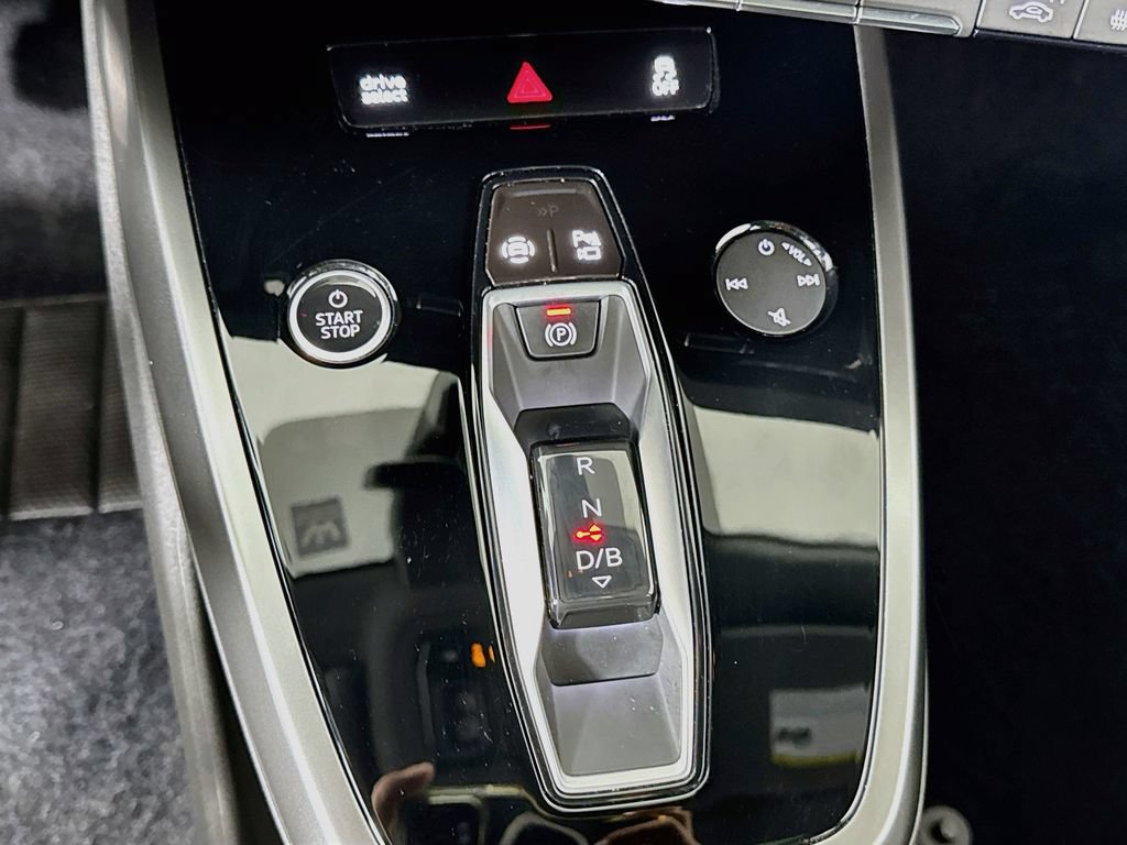 Used 2023 Audi Q4 e-tron Premium Plus RWD image 20