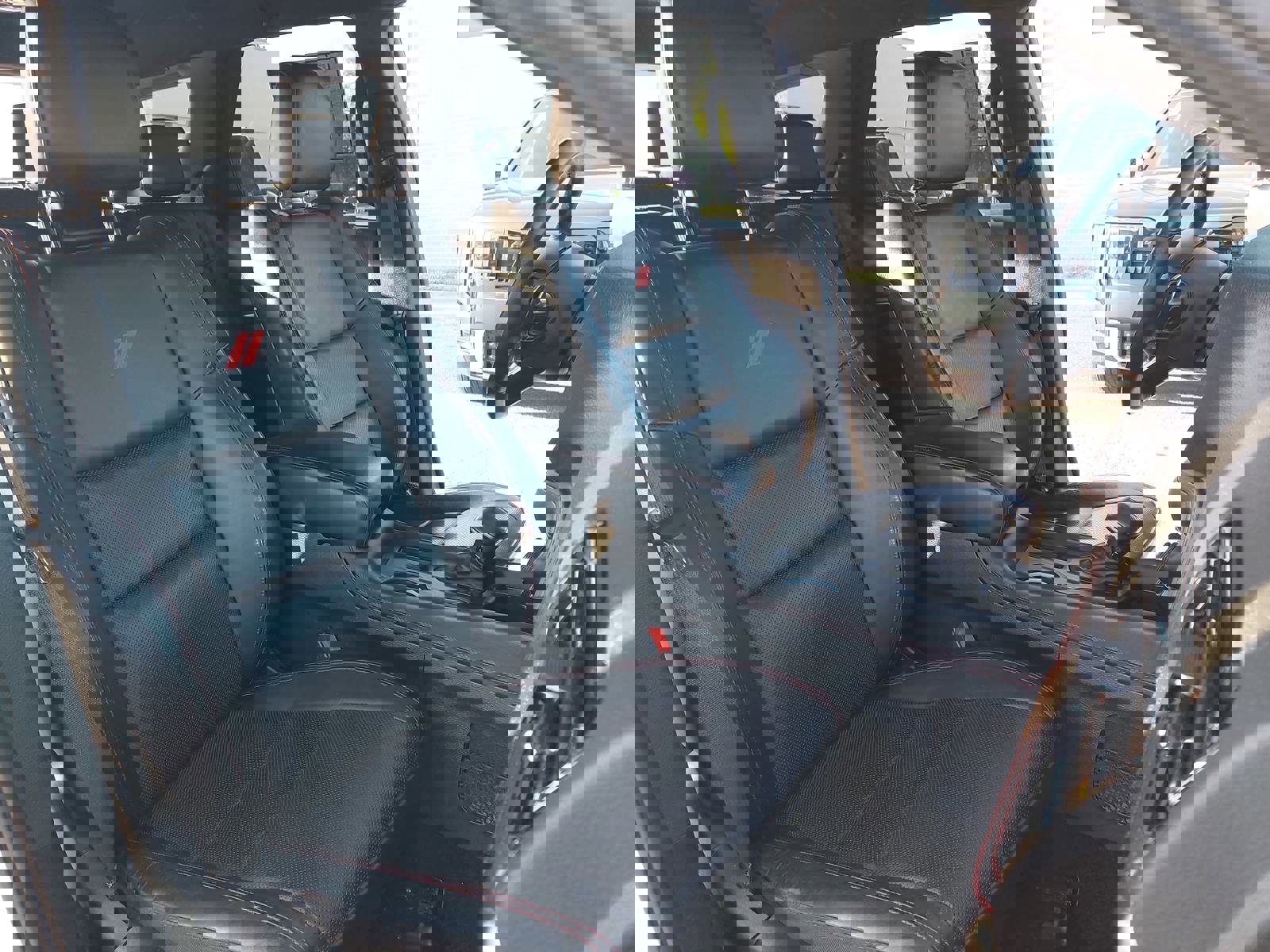 Used 2024 Dodge Durango GT image 10