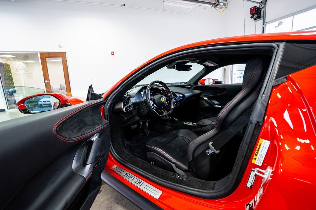 Used 2024 Ferrari SF90 Stradale image 40