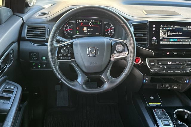 Used 2024 Honda Passport Black Edition image 13