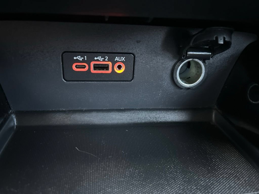 Used 2024 Nissan Altima 2.5 SV FWD image 27
