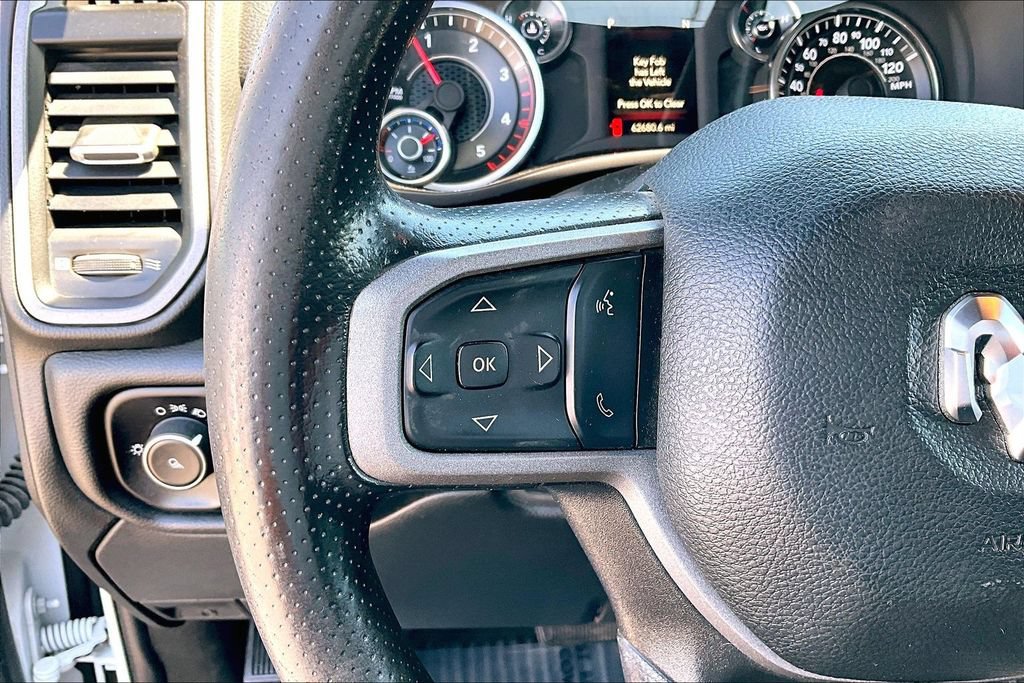 Used 2024 RAM 3500 Tradesman w/ Chrome Appearance Group AWD/4WD image 14