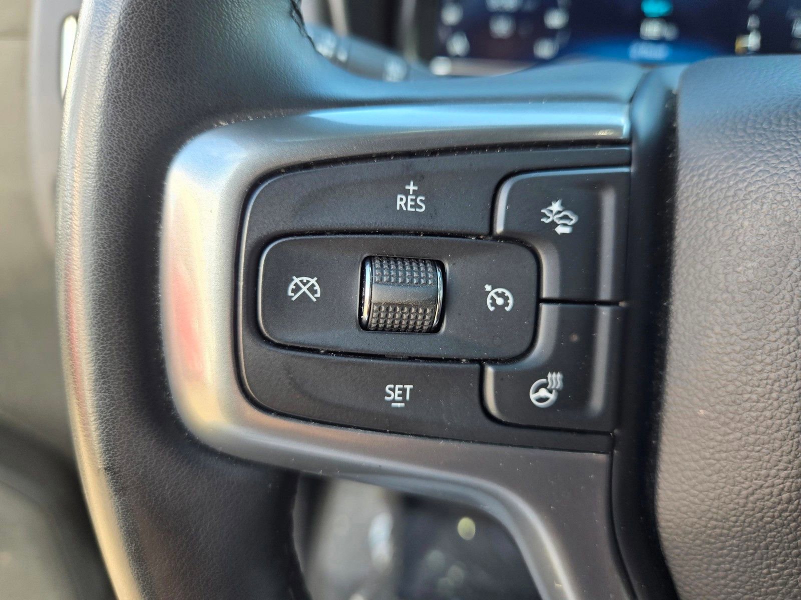 Used 2024 Chevrolet Suburban Premier AWD/4WD image 14