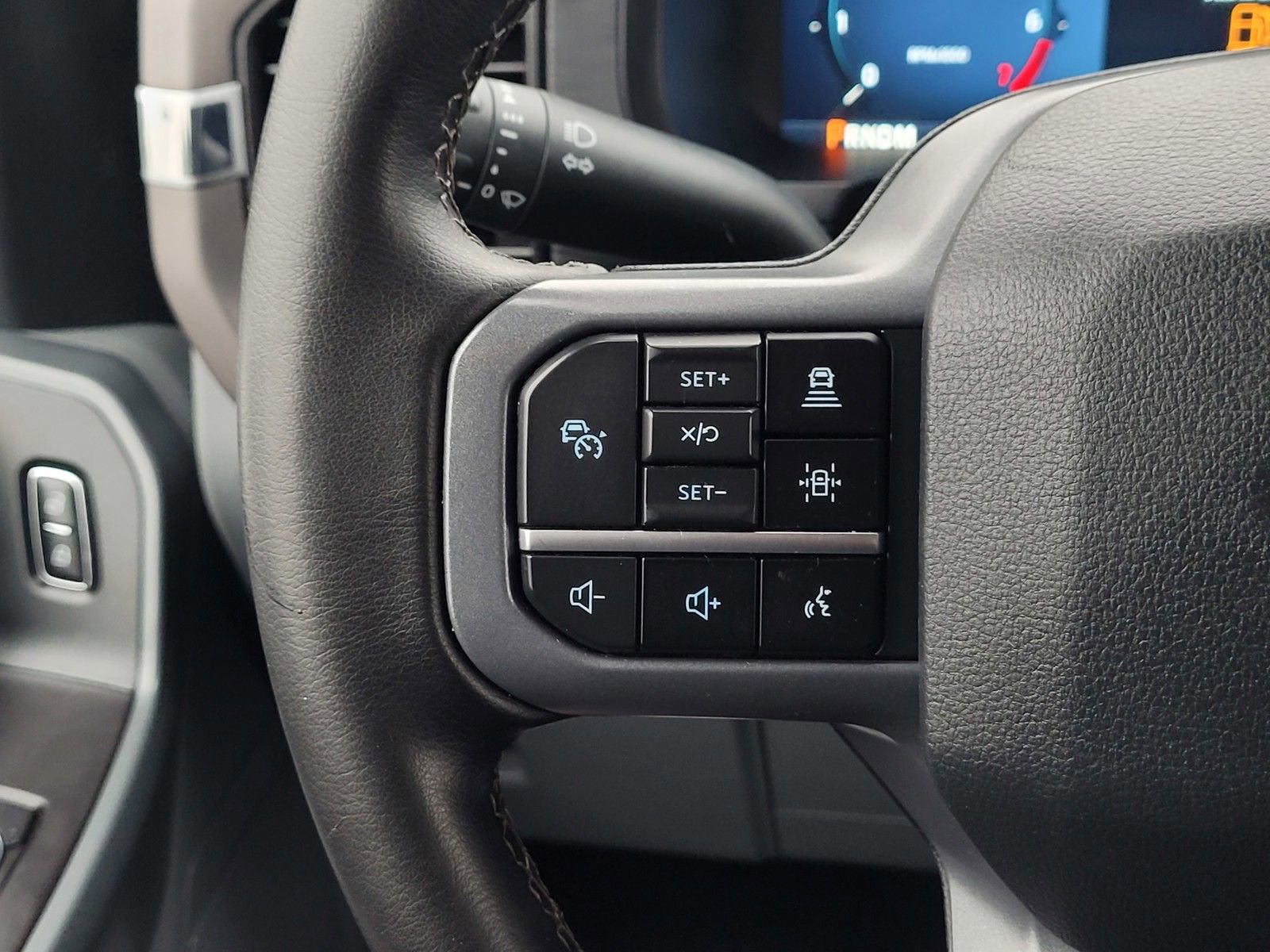 Used 2024 Ford F150 XLT w/ Equipment Group 302A MID image 25