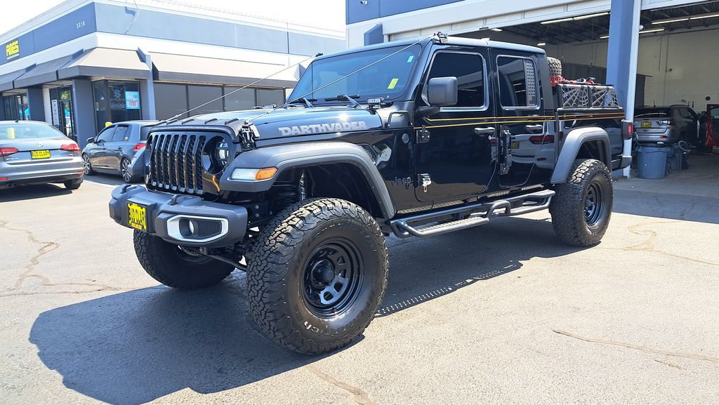 Used 2023 Jeep Gladiator Sport w/ Trailer Tow Package AWD/4WD image 7