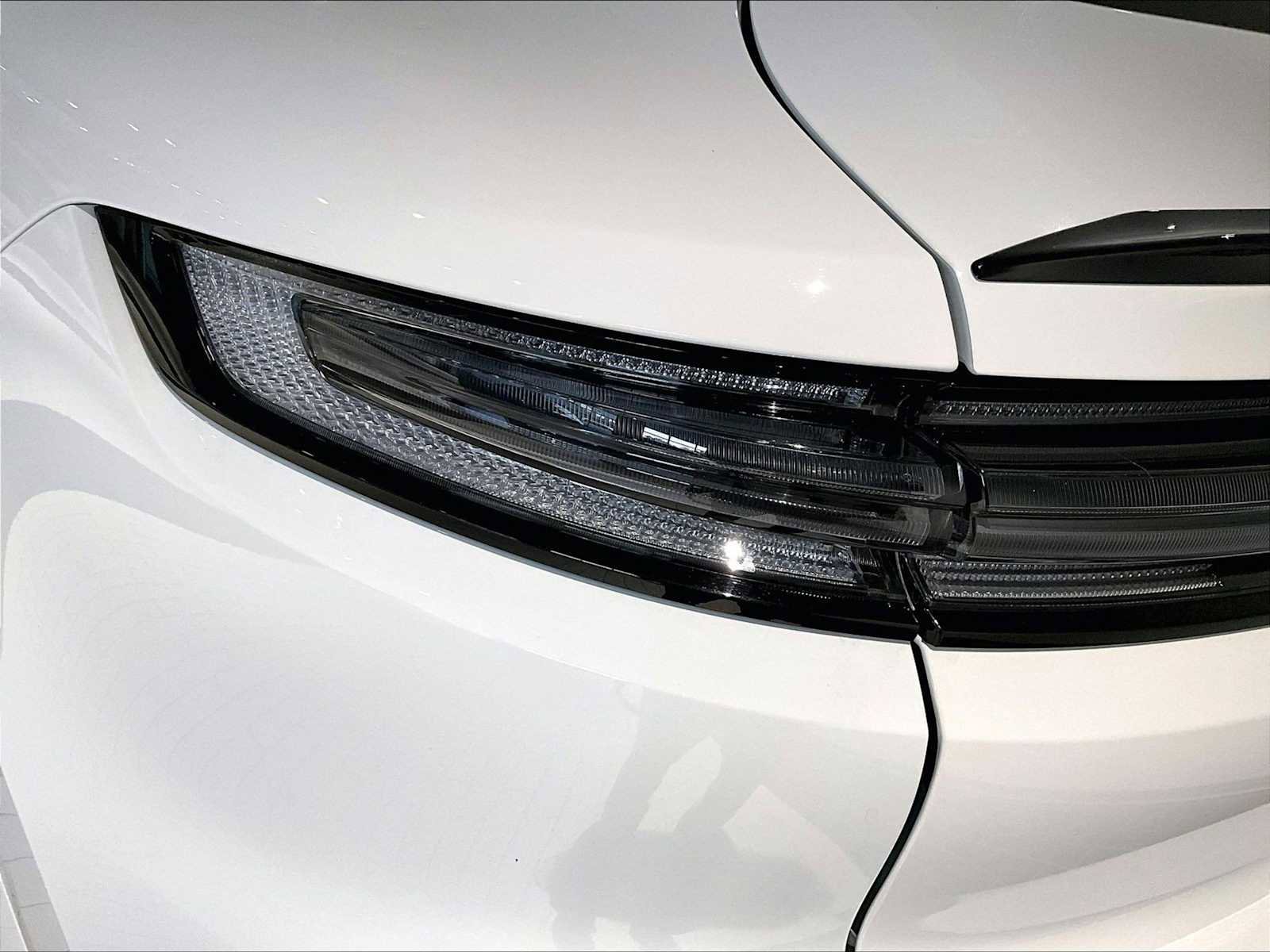 Used 2025 Porsche Cayenne Coupe image 33