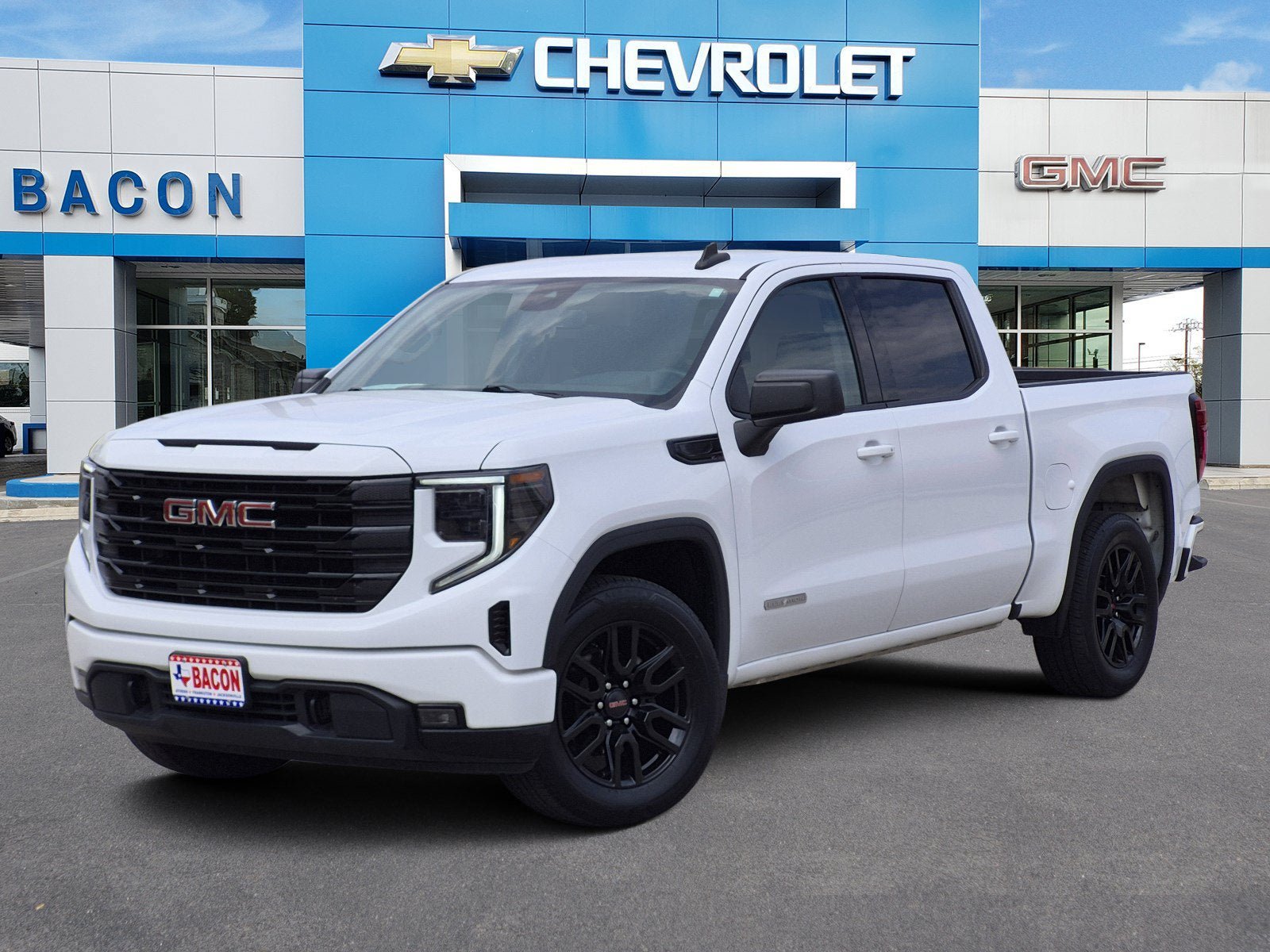 Used 2024 GMC Sierra 1500 Elevation RWD image 1