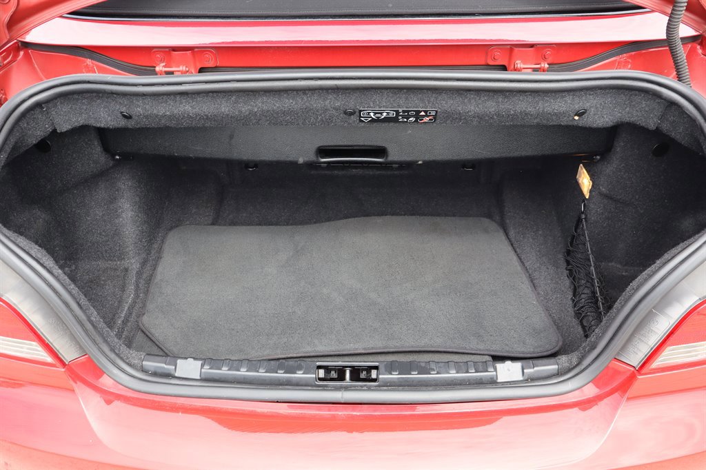 Used 2011 BMW 135i Convertible RWD image 34