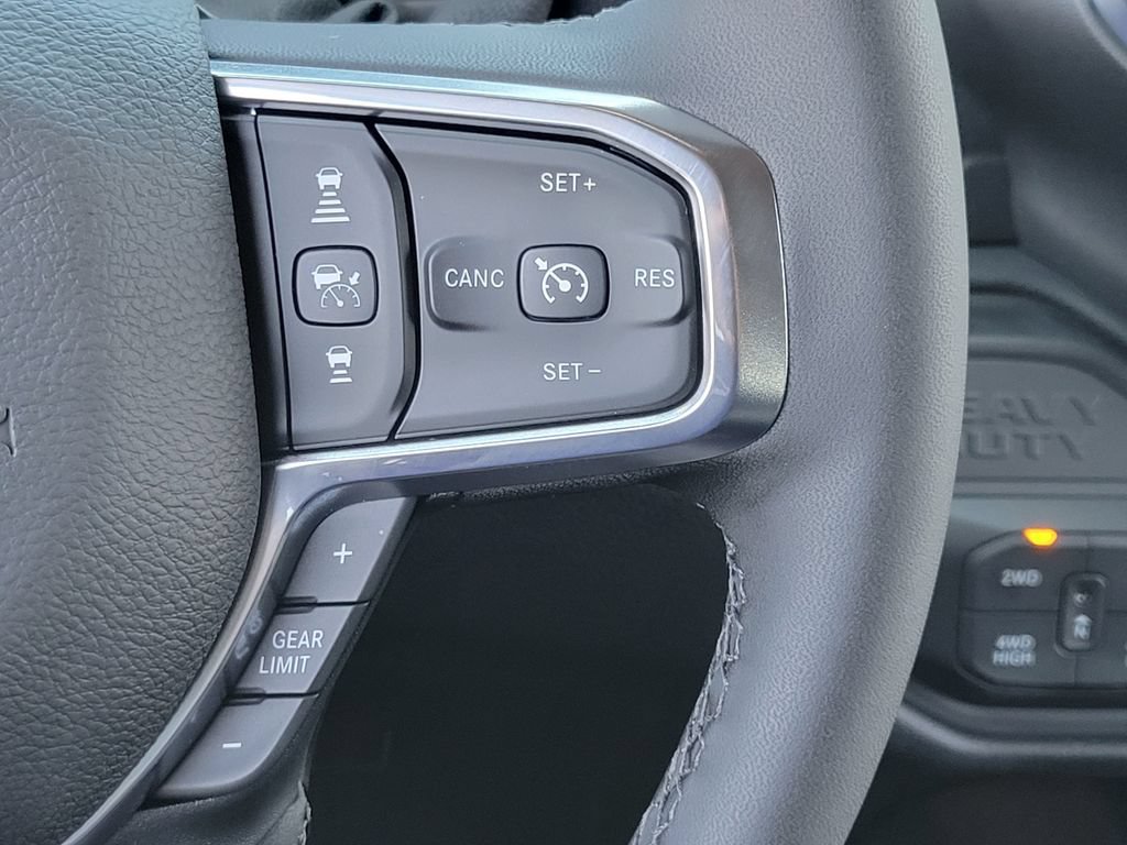 New 2026 RAM 2500 Laramie AWD/4WD image 6