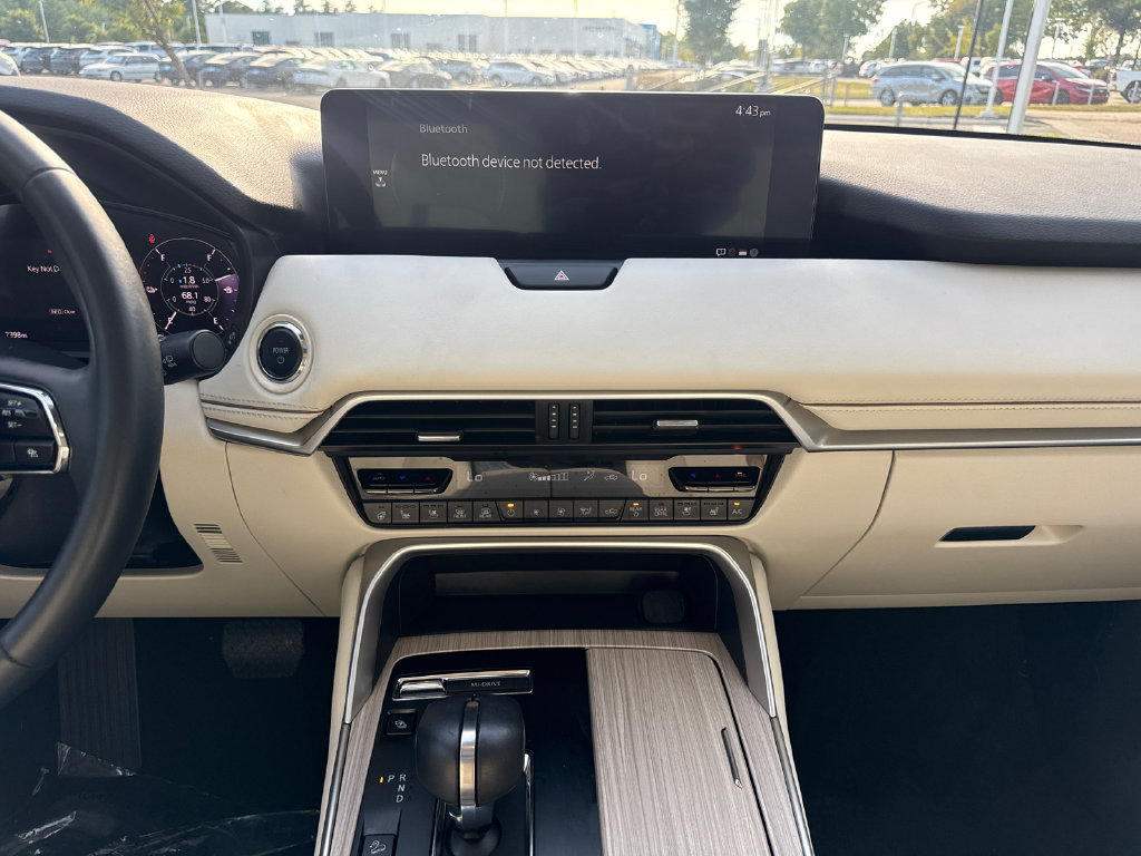 Used 2024 MAZDA CX-90 Plug-In Hybrid w/ Premium Plus AWD/4WD image 18