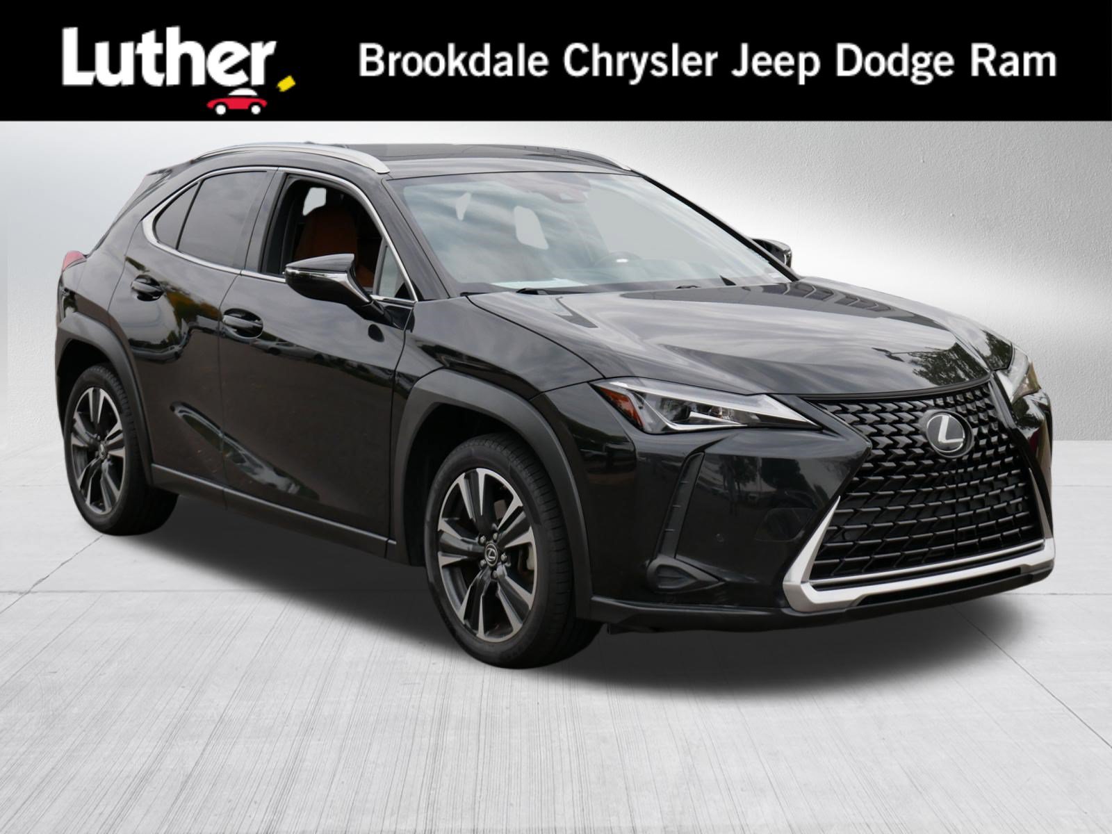 Used 2022 Lexus UX 200 w/ Accessory Package (Z2)