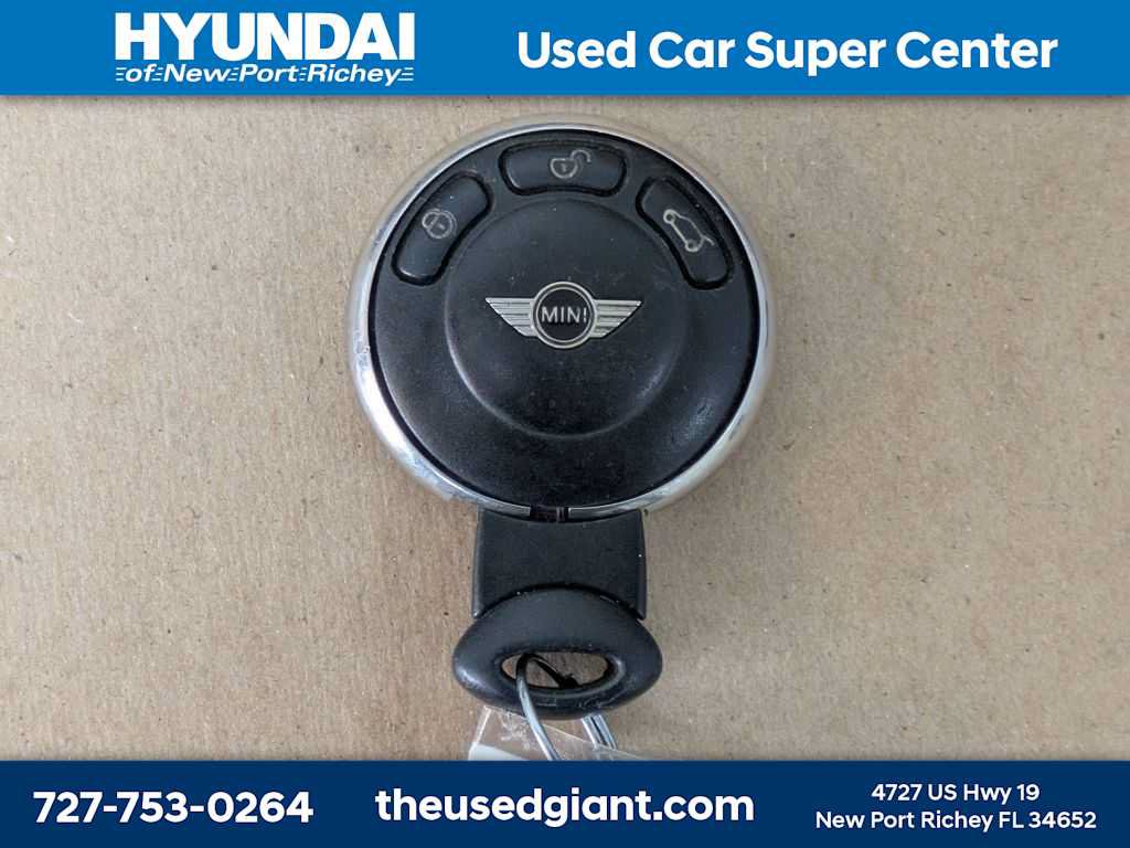 Used 2013 MINI Cooper Countryman FWD image 32