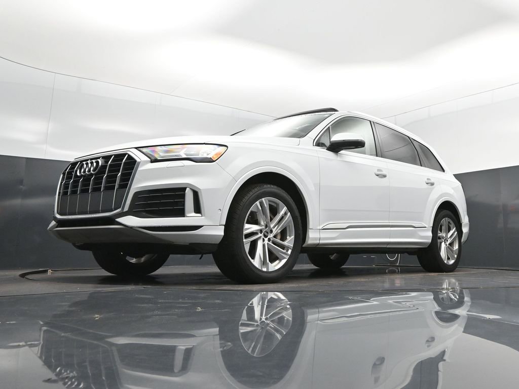 Used 2021 Audi Q7 2.0T Premium w/ Convenience Package AWD/4WD image 39