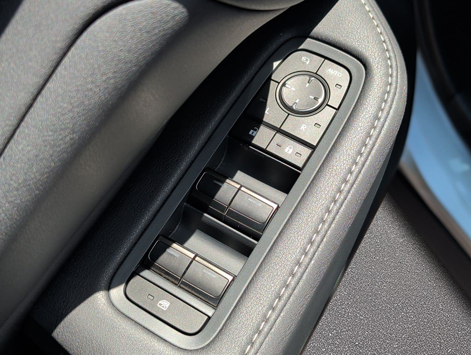 Certified 2024 Lexus TX 350 FWD w/ Captains Chair Package image 9