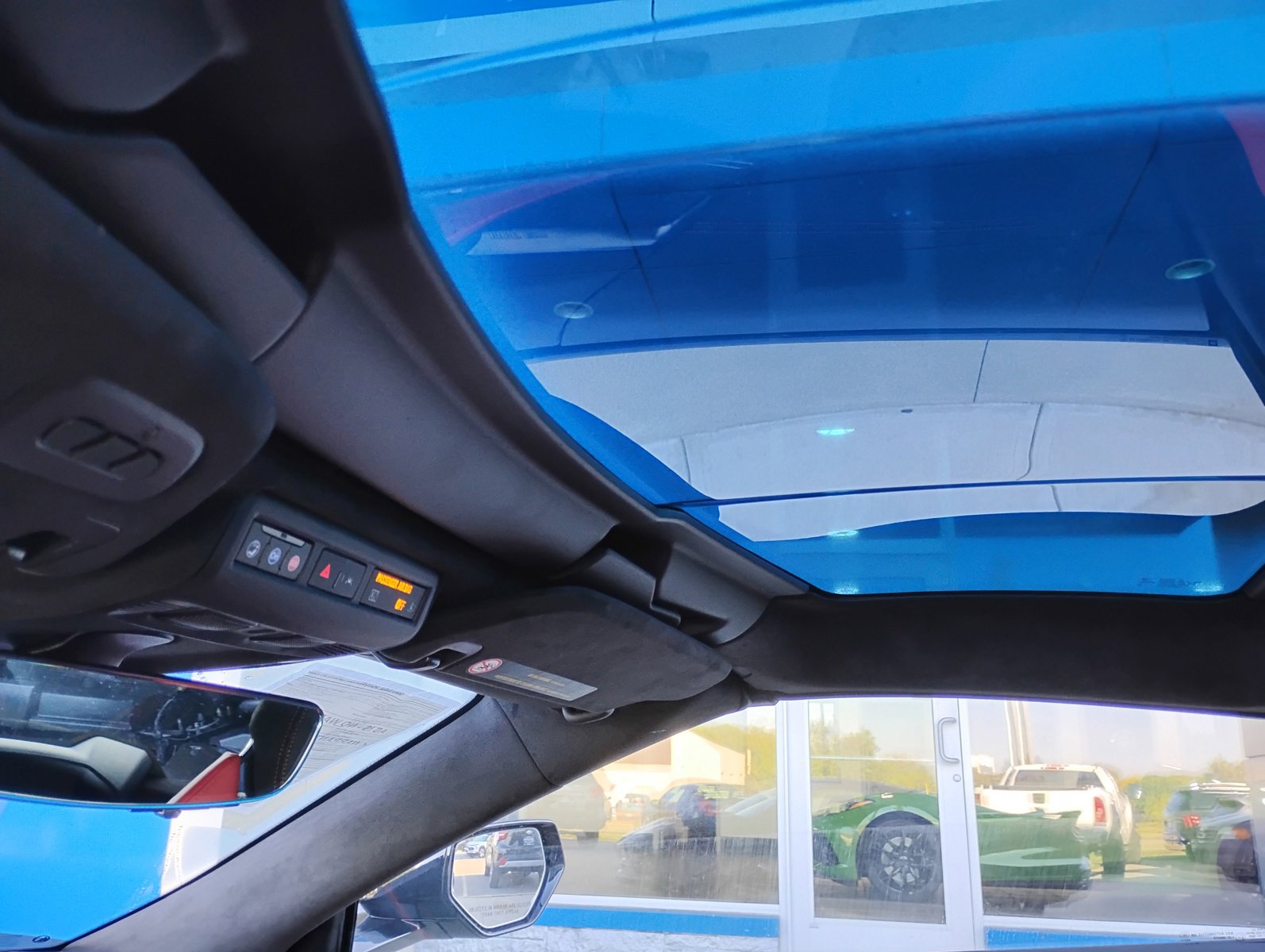 Used 2025 Chevrolet Corvette Stingray Premium Cpe w/ Z51 Performance Package image 8