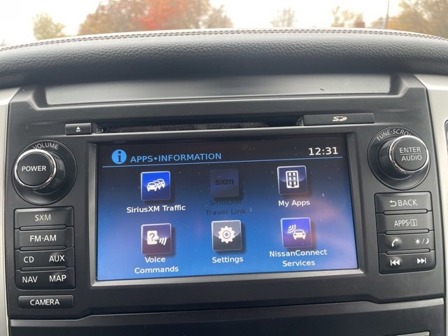 Used 2018 Nissan Titan SL w/ Chrome Package image 4