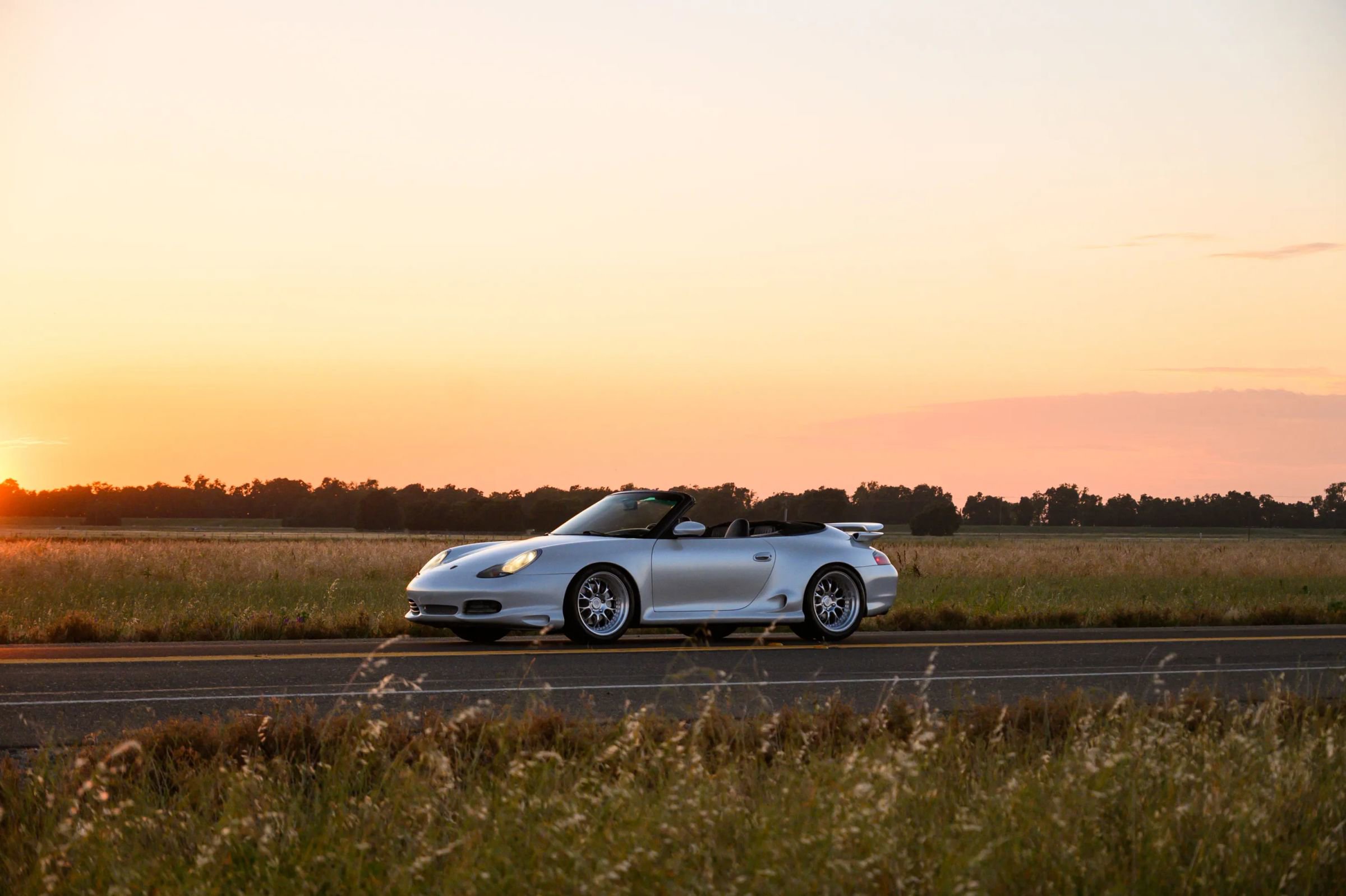 Used 2000 Porsche 911 Carrera 4 AWD/4WD image 84