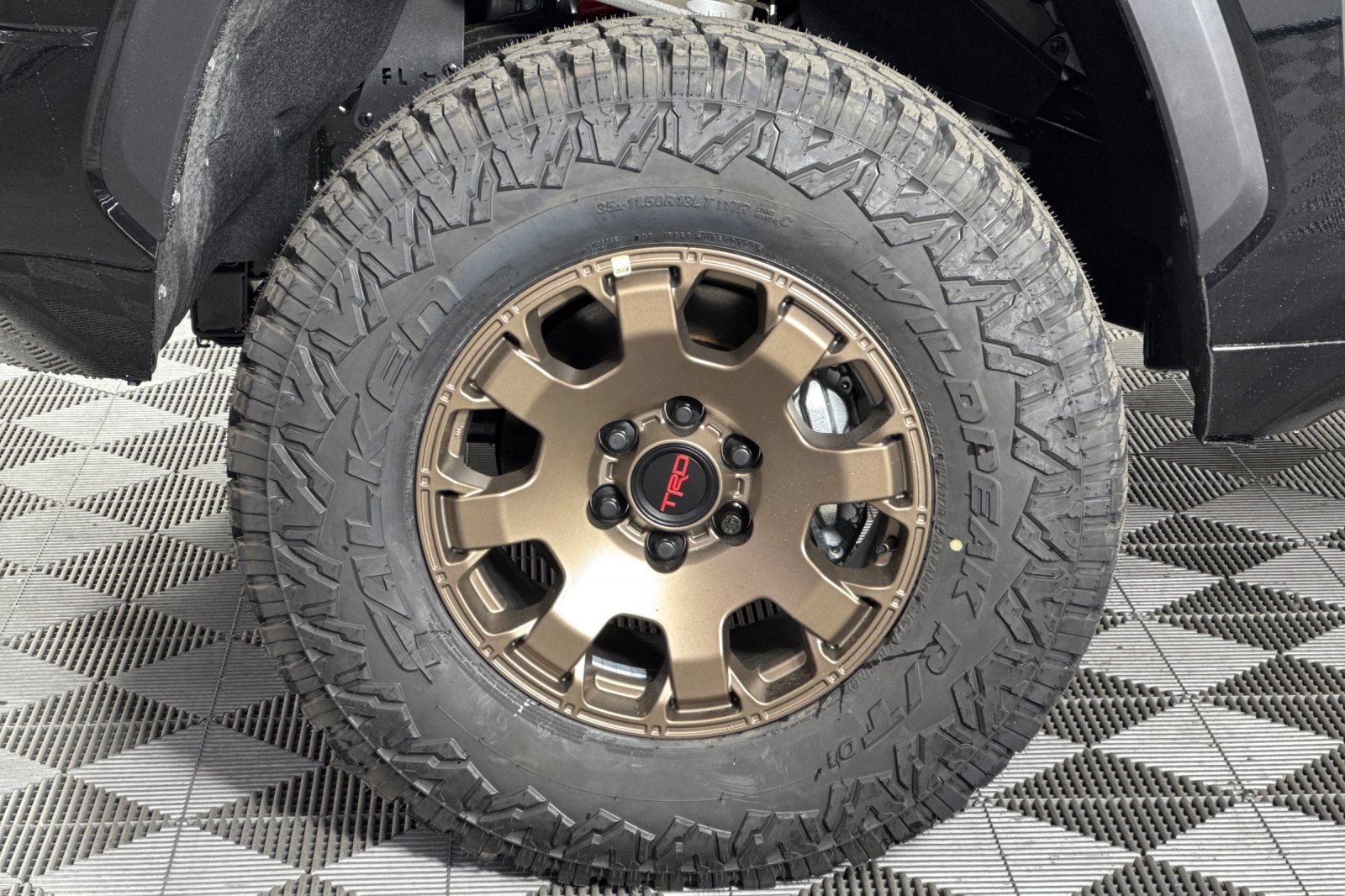 New 2025 Toyota Tundra Limited AWD/4WD image 24