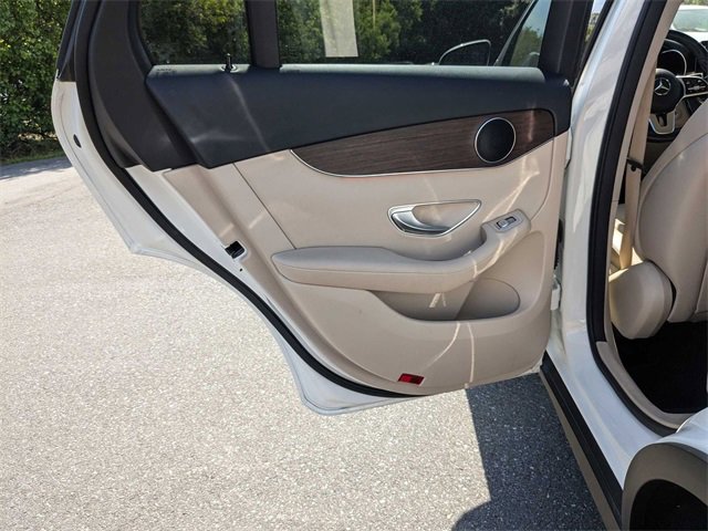 Used 2022 Mercedes-Benz GLC 300 4MATIC image 26