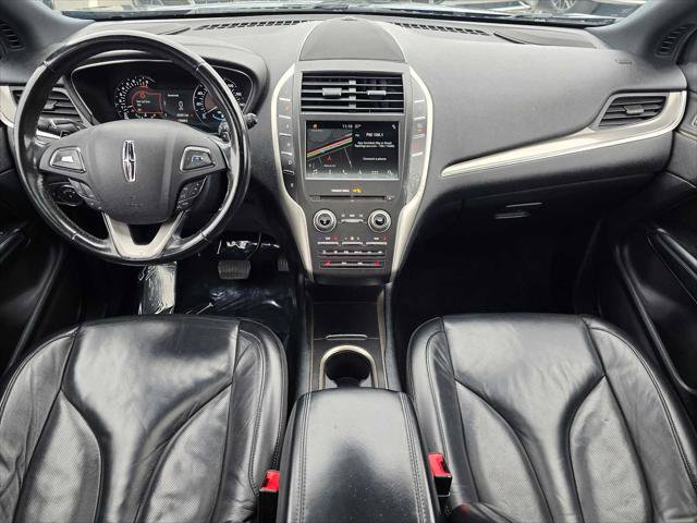 Used 2019 Lincoln MKC Select w/ Select Plus Package FWD image 18