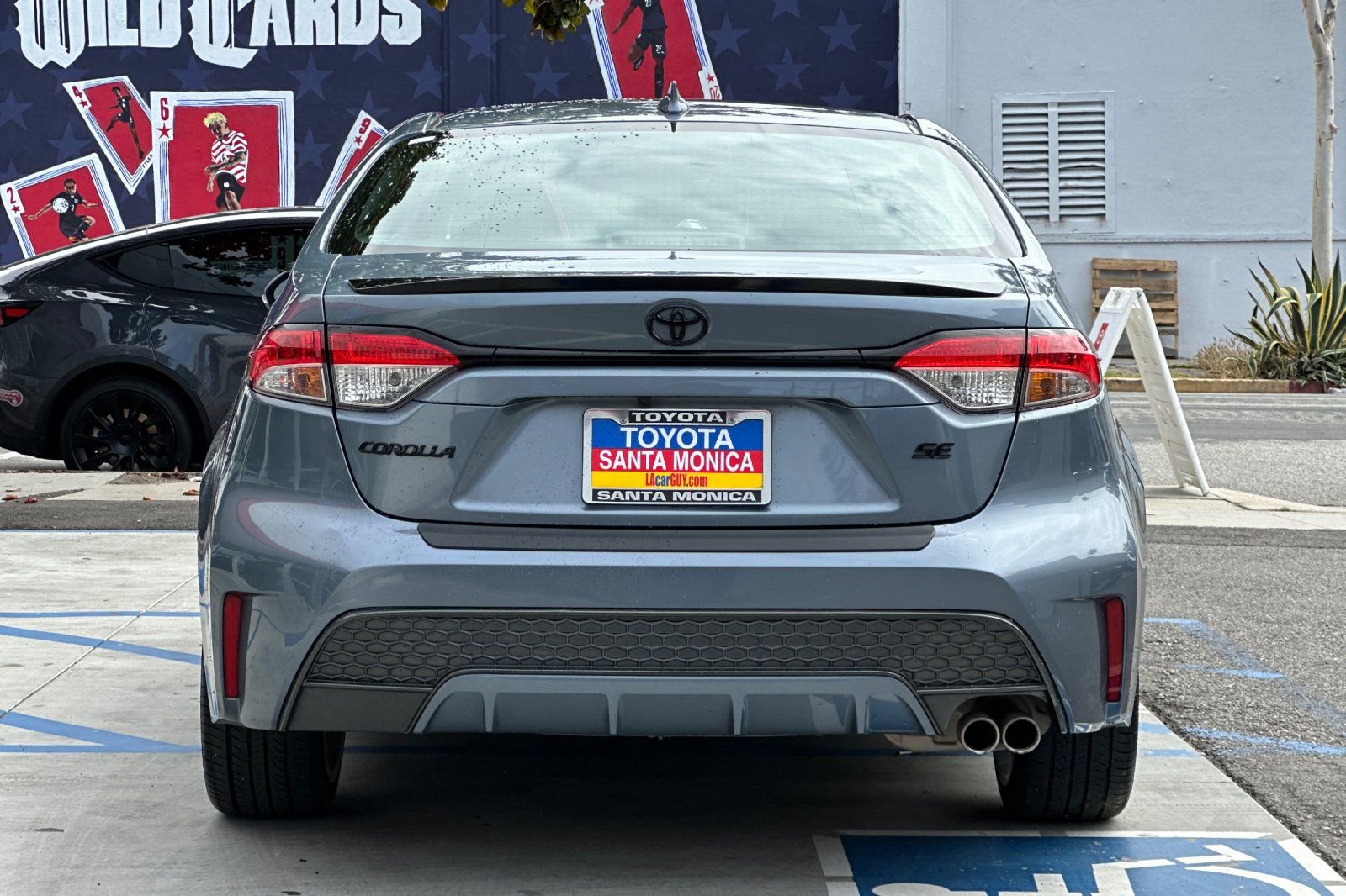 Used 2020 Toyota Corolla SE w/ Carpet Mat Package (TMS) FWD image 5