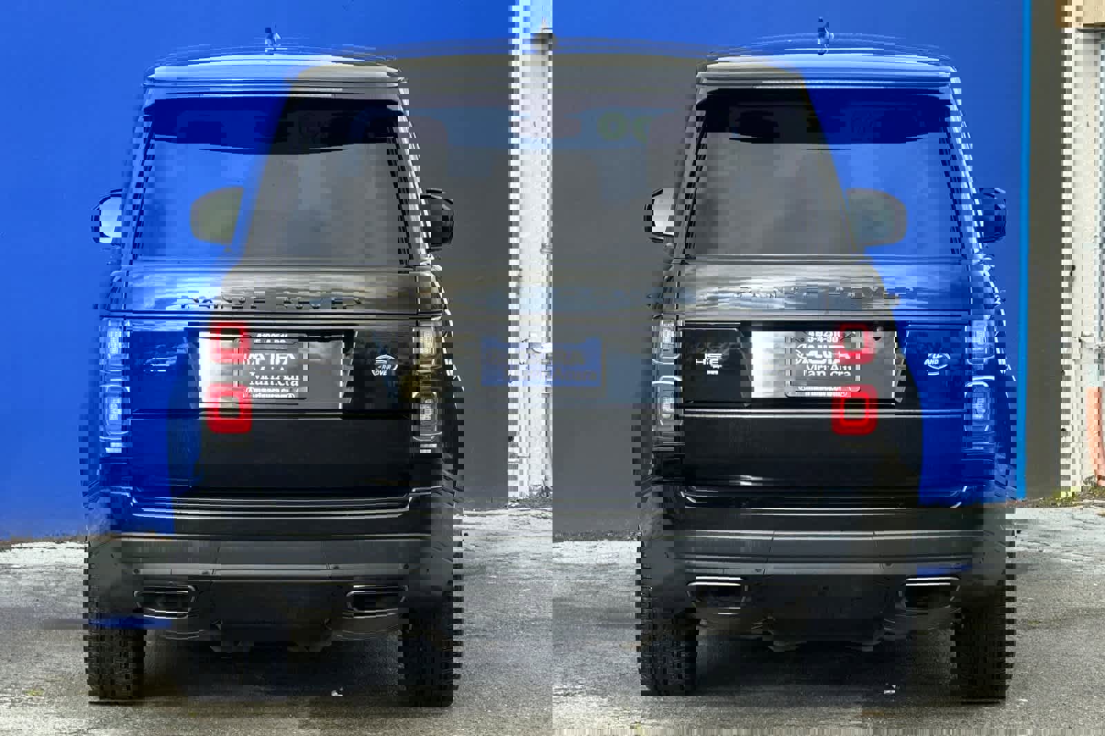 Used 2021 Land Rover Range Rover P525 Westminster Edition image 4