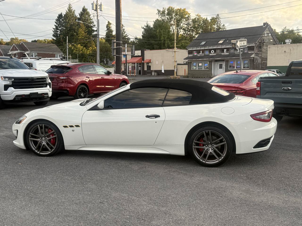 Used 2016 Maserati GranTurismo MC Centennial RWD image 5