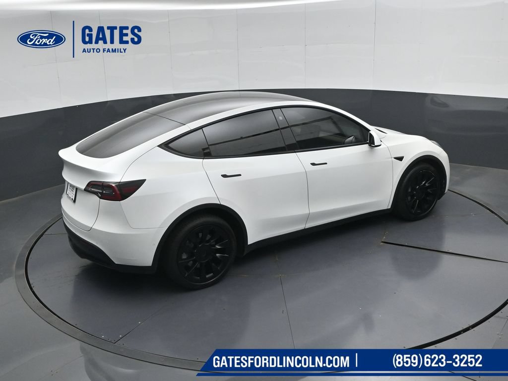 Used 2021 Tesla Model Y Long Range AWD/4WD image 44